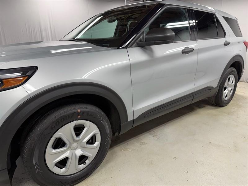 used 2023 Ford Utility Police Interceptor car, priced at $45,045