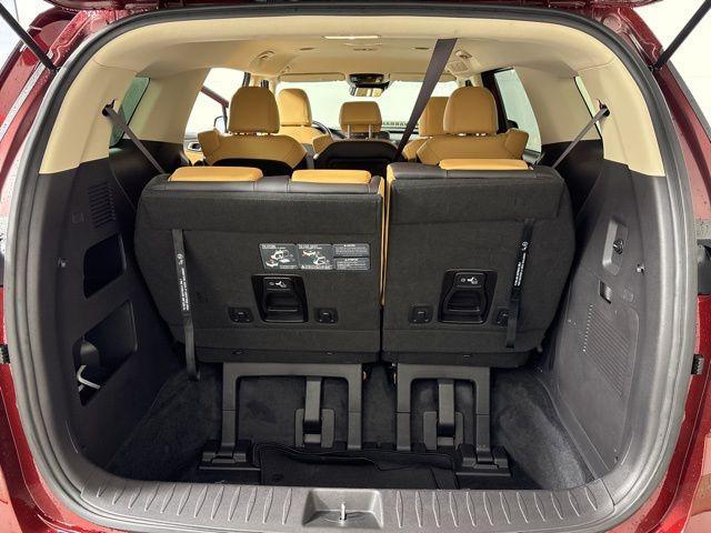 used 2023 Kia Carnival car, priced at $29,351