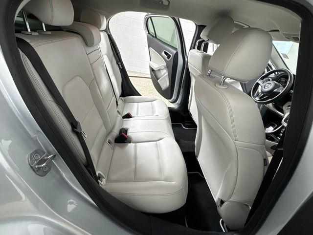 used 2020 Mercedes-Benz GLA 250 car, priced at $22,185