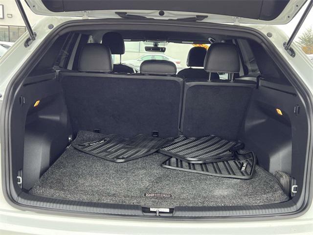 used 2022 Volkswagen Atlas Cross Sport car, priced at $18,995