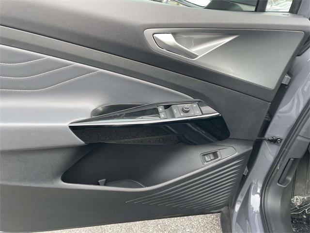 used 2023 Volkswagen ID.4 car, priced at $19,995