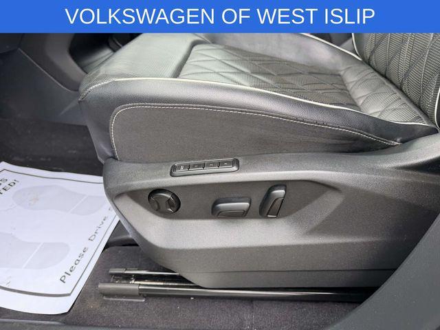 used 2024 Volkswagen Atlas car, priced at $38,387