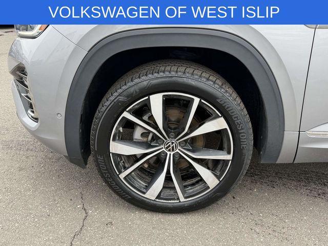 used 2024 Volkswagen Atlas car, priced at $38,387