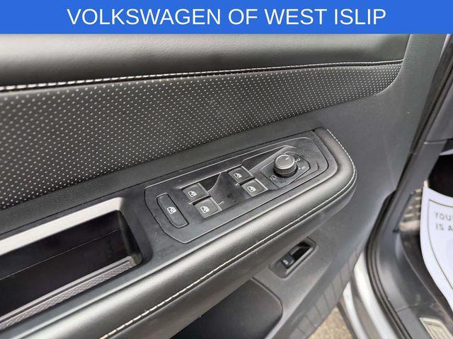 used 2024 Volkswagen Atlas car, priced at $38,387