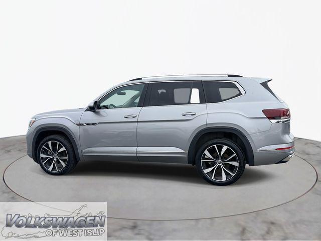 used 2024 Volkswagen Atlas car, priced at $38,387