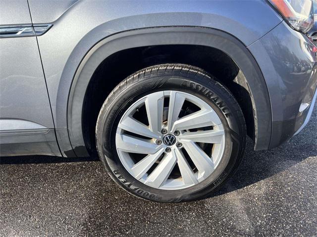 used 2020 Volkswagen Atlas Cross Sport car, priced at $26,211