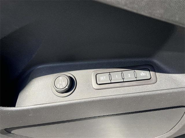 used 2020 Chevrolet Equinox car, priced at $14,995