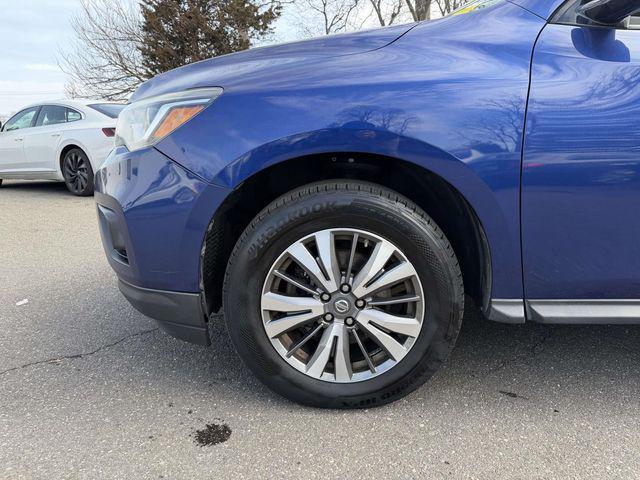 used 2017 Nissan Pathfinder car, priced at $9,995