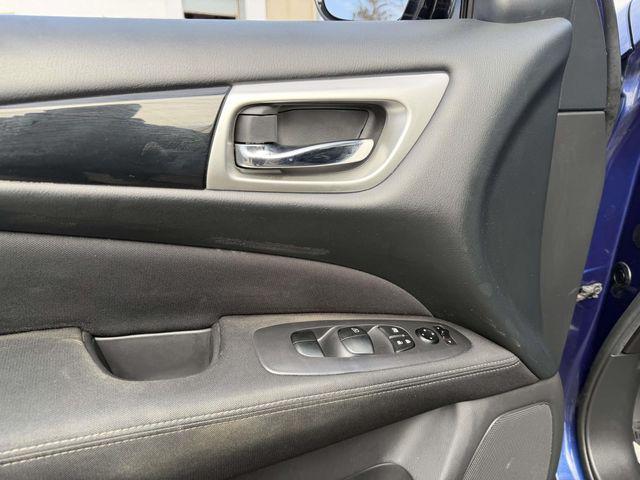used 2017 Nissan Pathfinder car, priced at $9,995