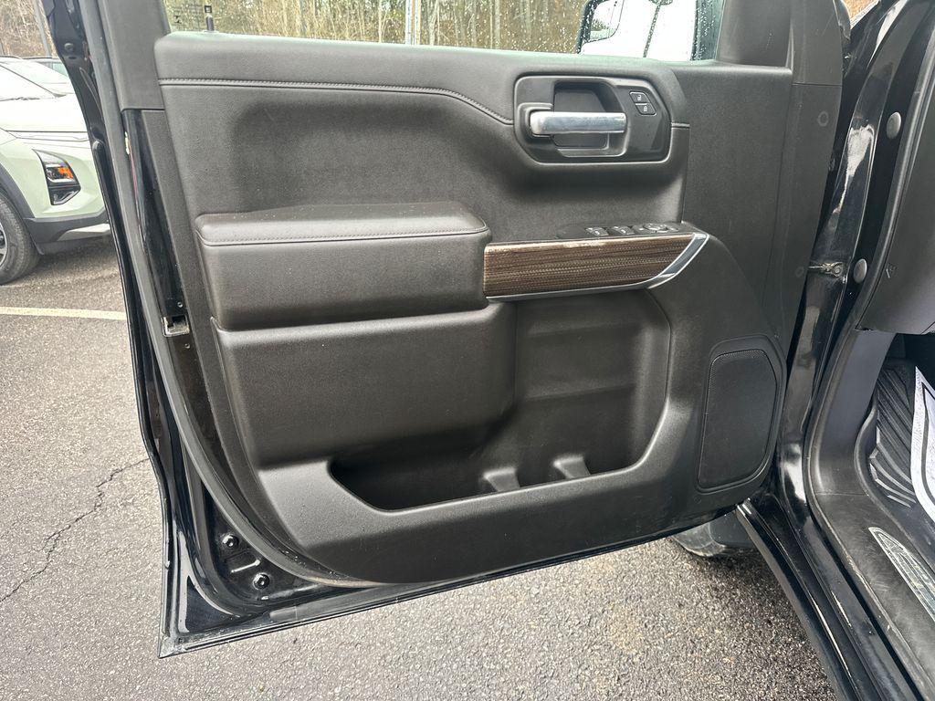 used 2021 Chevrolet Silverado 1500 car, priced at $33,782