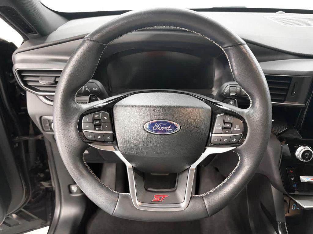 used 2023 Ford Explorer car, priced at $38,958