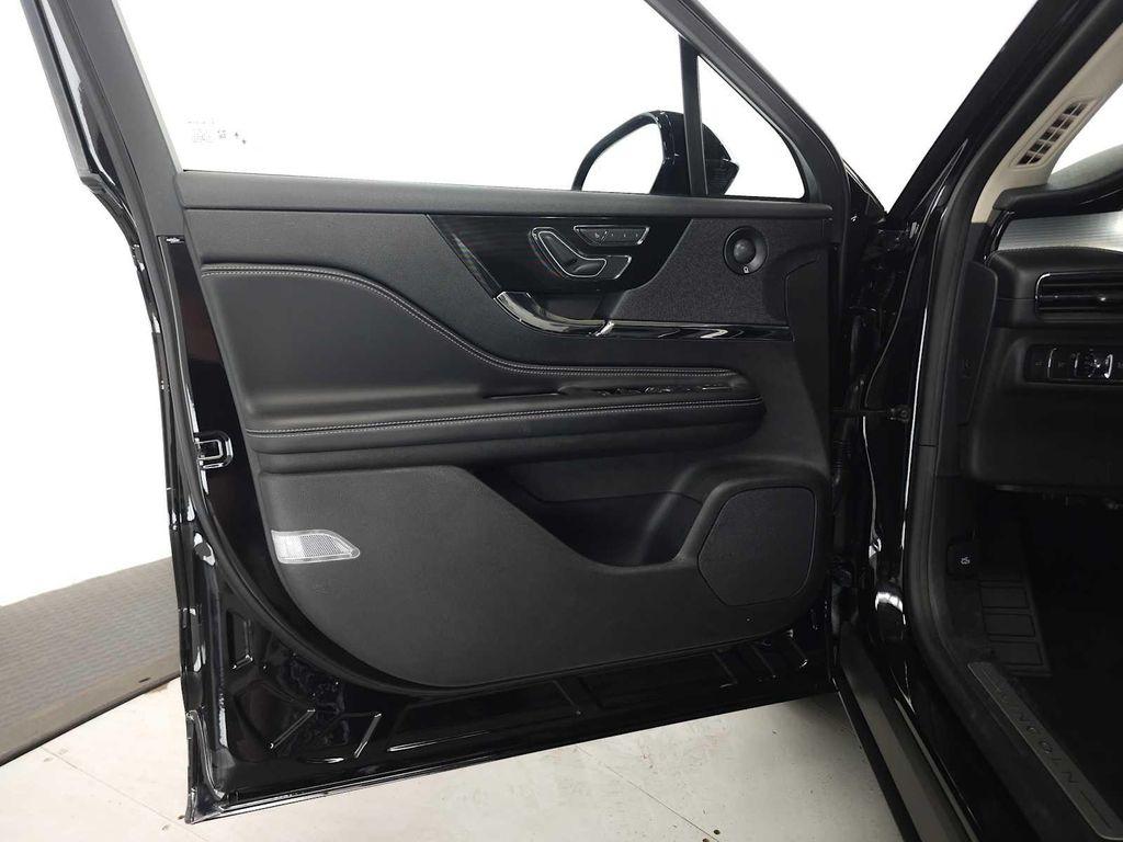 used 2023 Lincoln Corsair car, priced at $35,294