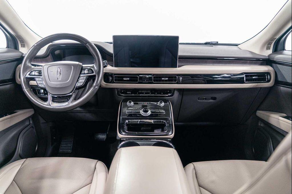 used 2023 Lincoln Nautilus car, priced at $34,895