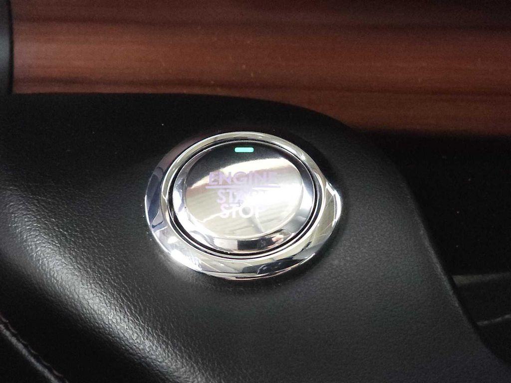 used 2022 Lincoln Aviator car, priced at $39,291