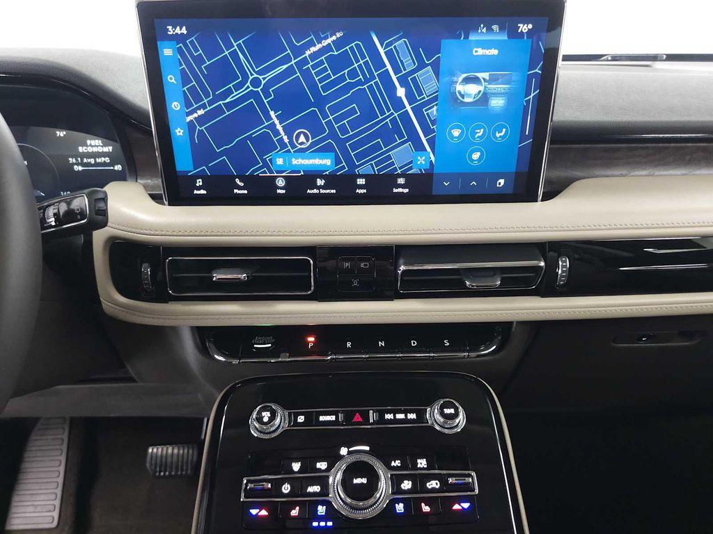 used 2023 Lincoln Nautilus car, priced at $35,409