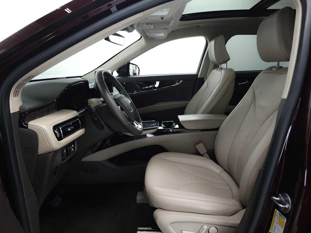 used 2023 Lincoln Nautilus car, priced at $35,409