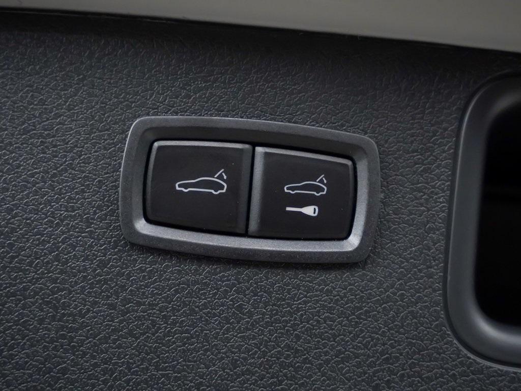 new 2026 Porsche Macan car, priced at $106,000