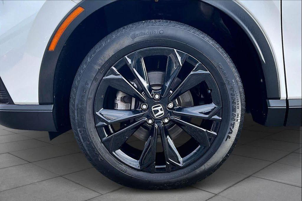used 2023 Honda CR-V Hybrid car, priced at $32,769