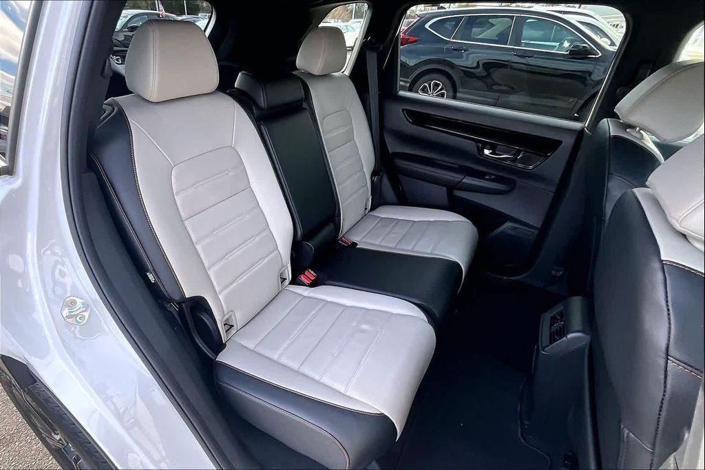 used 2023 Honda CR-V Hybrid car, priced at $32,769