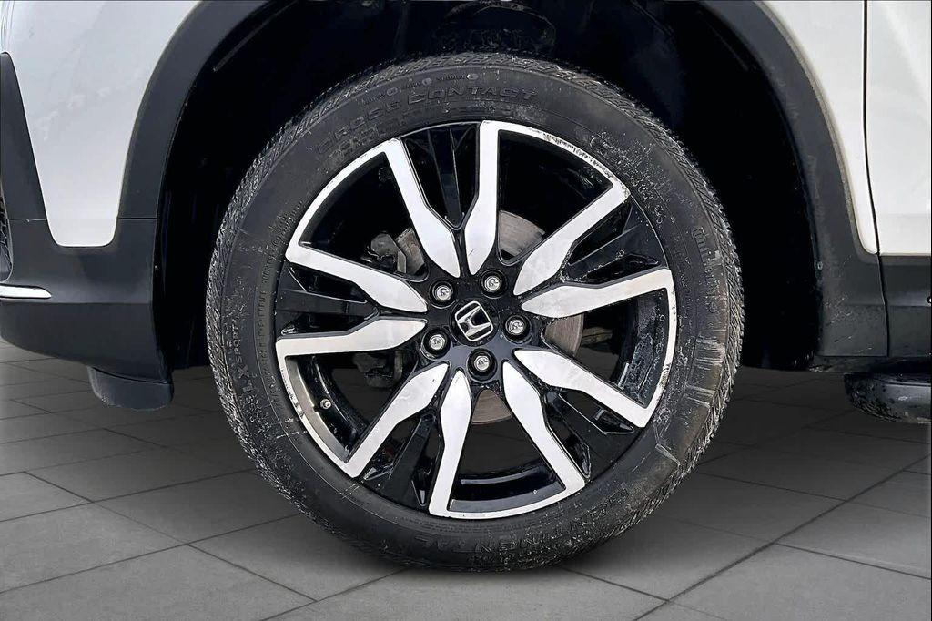 used 2022 Honda Pilot car, priced at $31,662