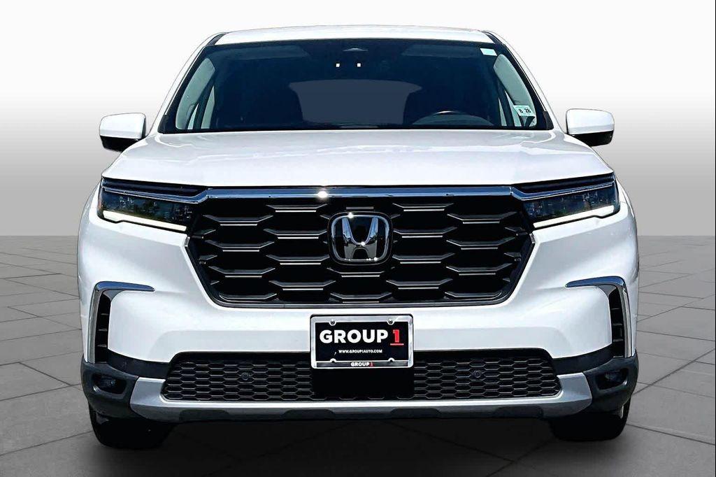 used 2023 Honda Pilot car, priced at $38,296