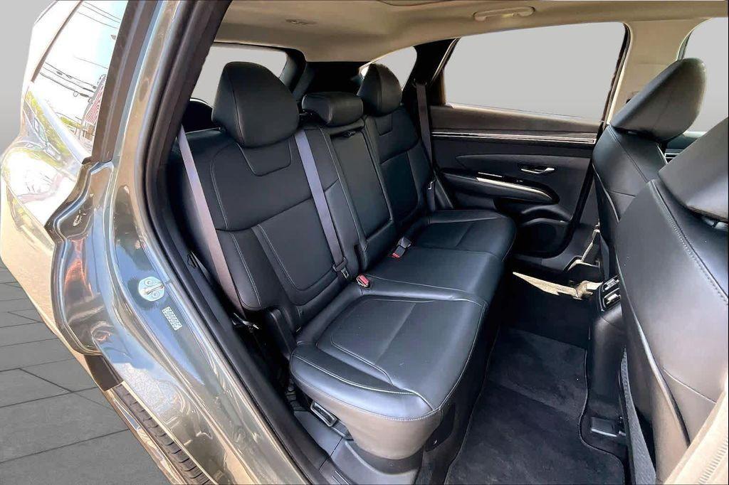 used 2023 Hyundai TUCSON Hybrid car, priced at $25,212
