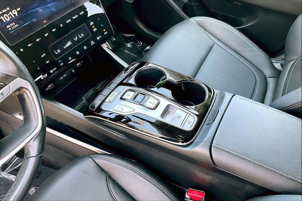 used 2023 Hyundai TUCSON Hybrid car, priced at $25,212