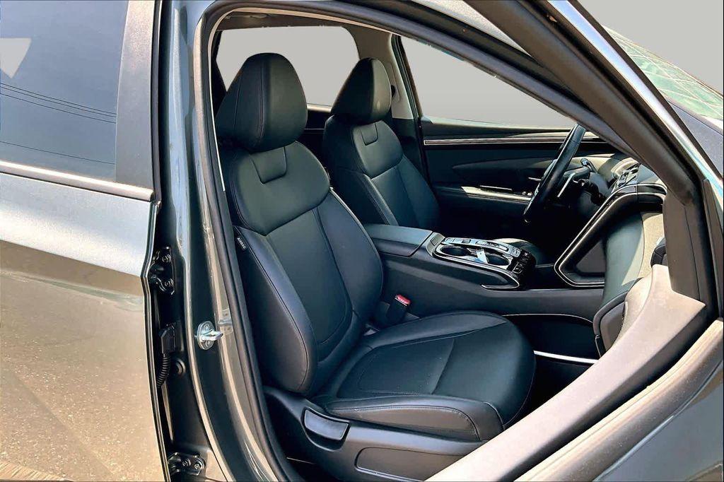 used 2023 Hyundai TUCSON Hybrid car, priced at $25,212