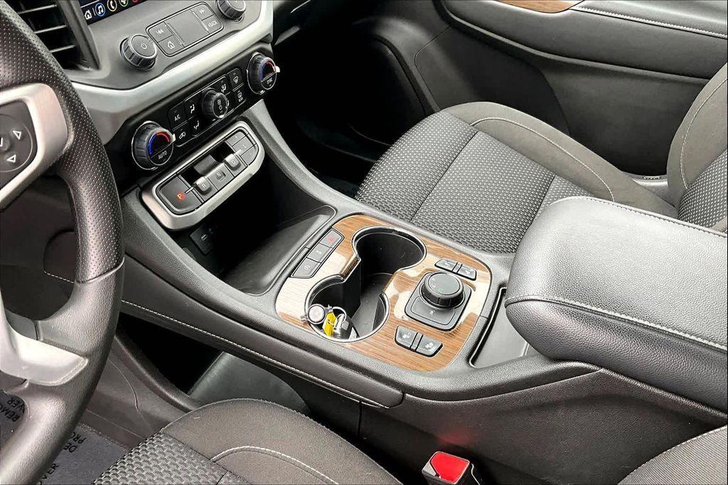 used 2023 GMC Acadia car, priced at $25,160