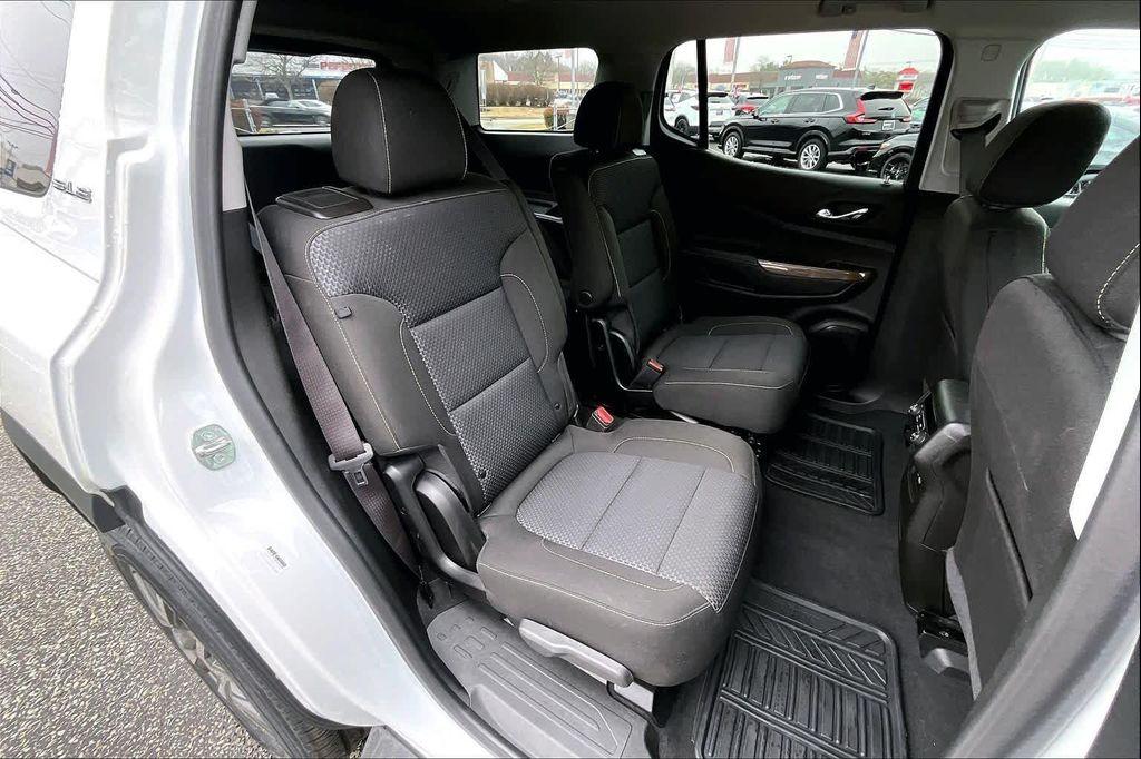 used 2023 GMC Acadia car, priced at $25,160