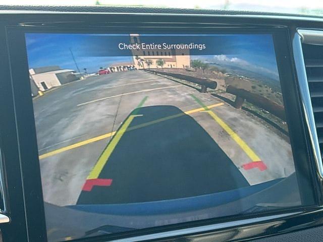 used 2024 Chrysler Pacifica car, priced at $28,995