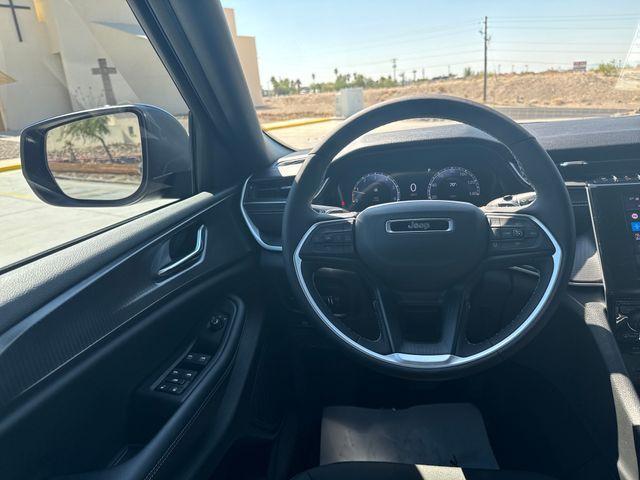 new 2025 Jeep Grand Cherokee L car