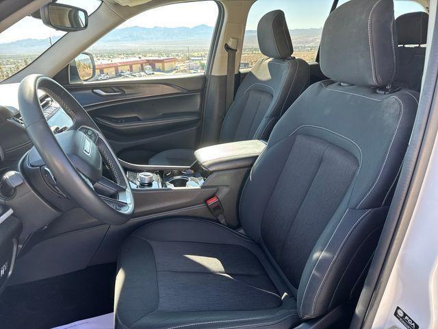 used 2023 Jeep Grand Cherokee car, priced at $26,995