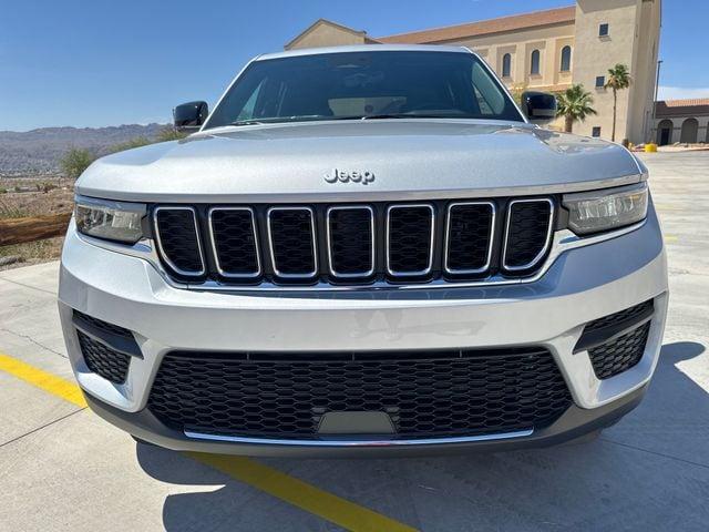 new 2025 Jeep Grand Cherokee car