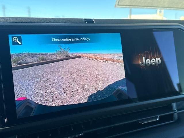 new 2025 Jeep Gladiator car