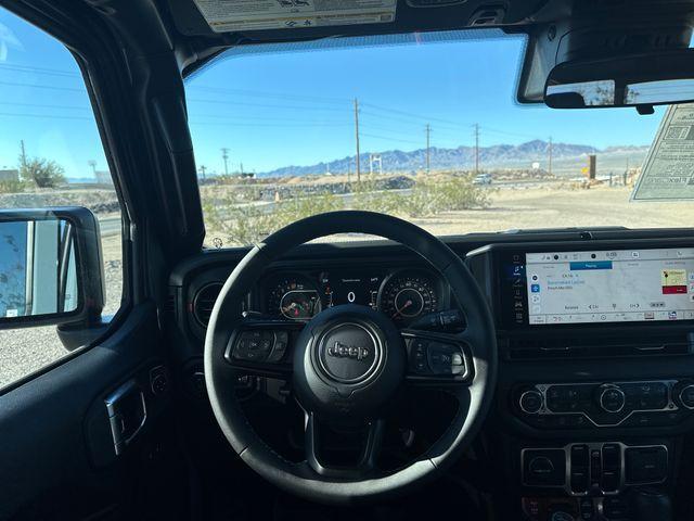 new 2025 Jeep Gladiator car