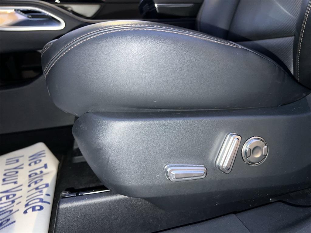 used 2024 Lincoln Nautilus car, priced at $44,905