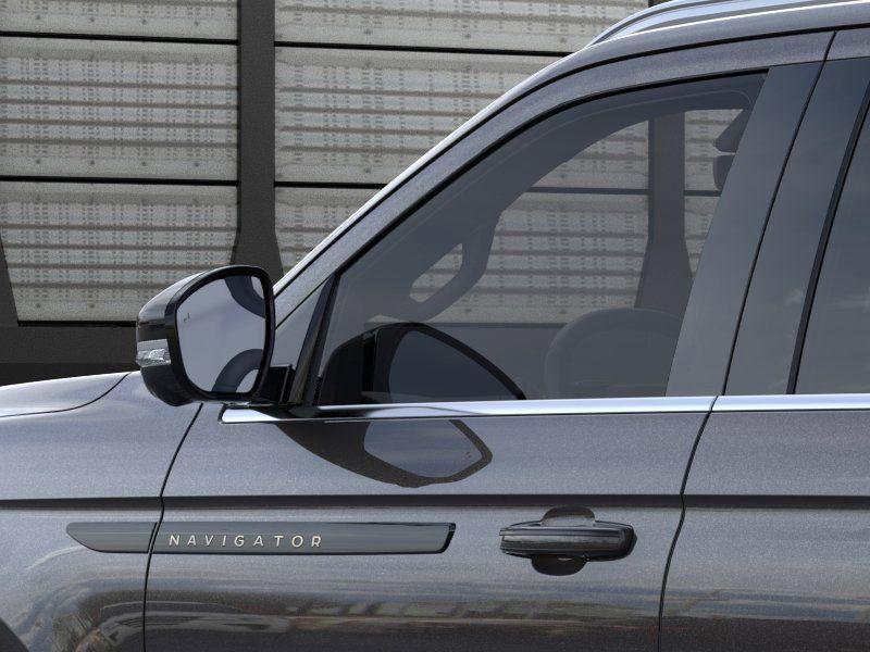 new 2026 Lincoln Navigator car, priced at $133,733
