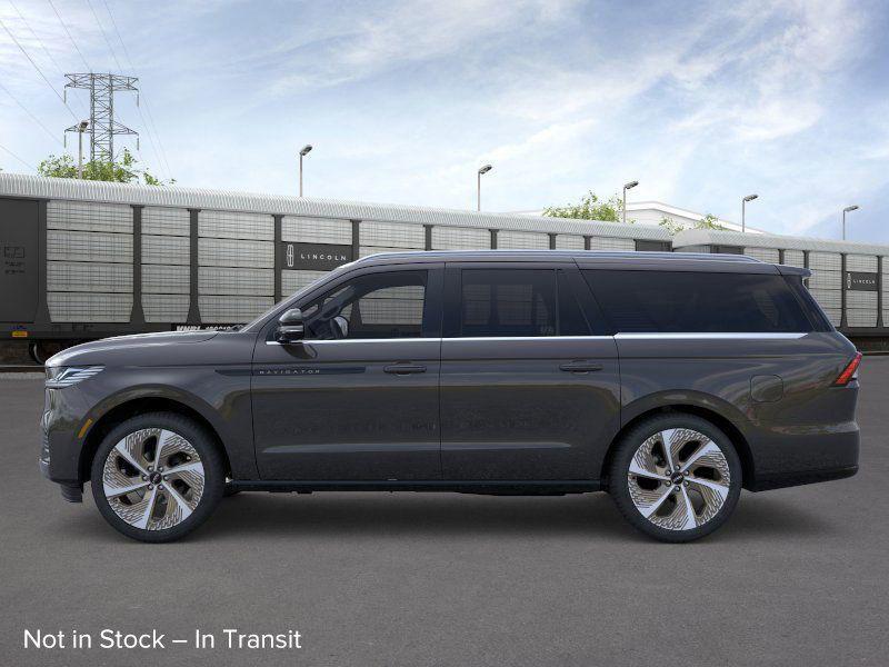 new 2026 Lincoln Navigator car, priced at $133,733