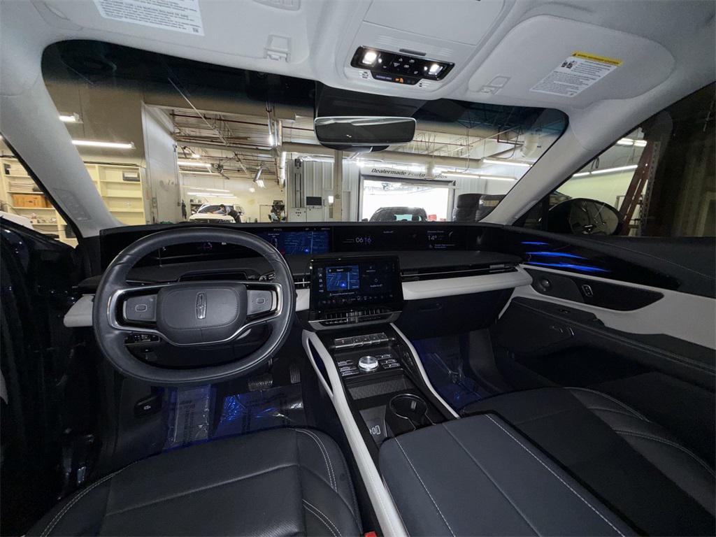 used 2024 Lincoln Nautilus car, priced at $43,705