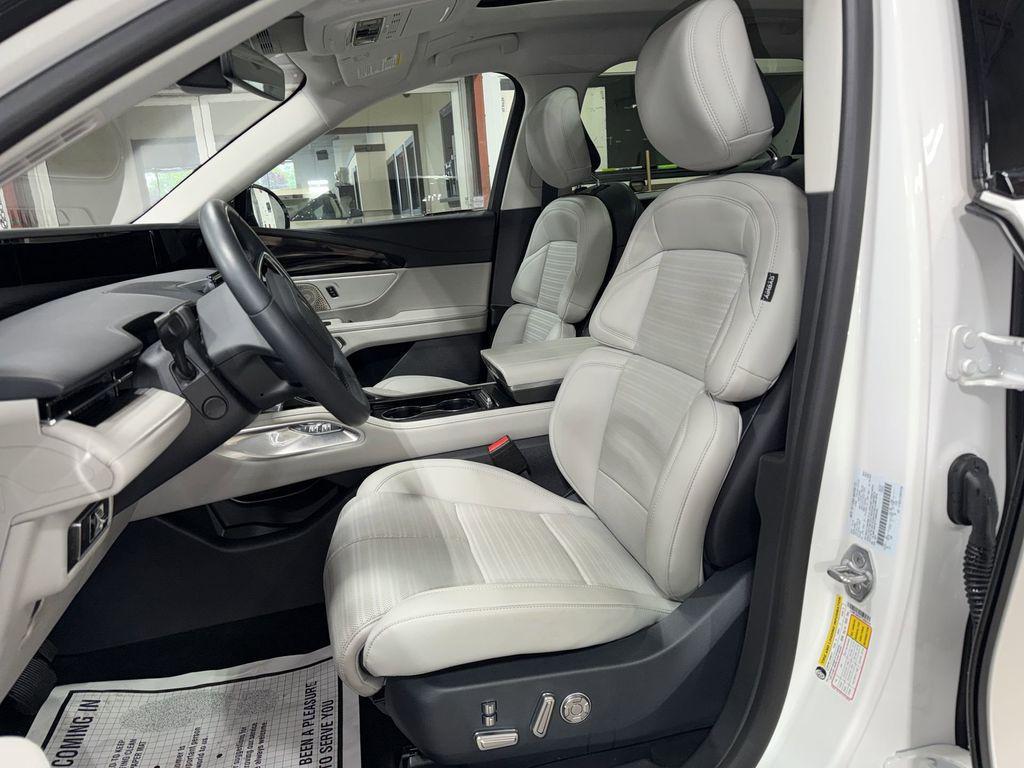 used 2026 Lincoln Nautilus car, priced at $63,295