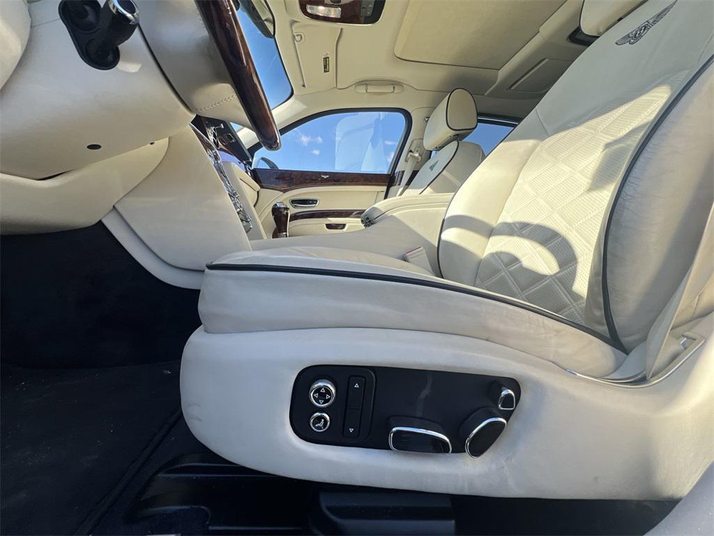 used 2013 Bentley Mulsanne car, priced at $105,954