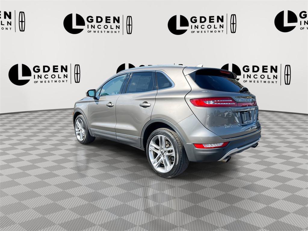 2017 LUXE SILVER METALLIC Lincoln MKC