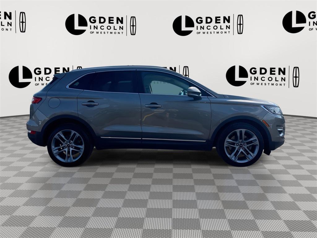 2017 LUXE SILVER METALLIC Lincoln MKC