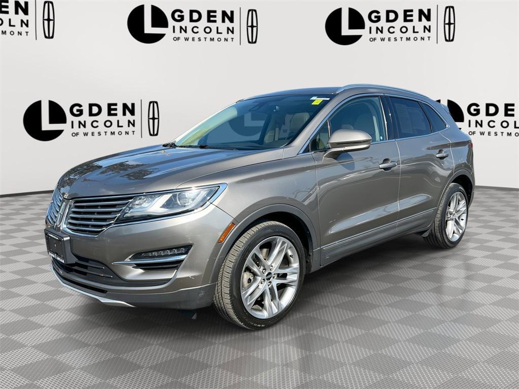 2017 LUXE SILVER METALLIC Lincoln MKC
