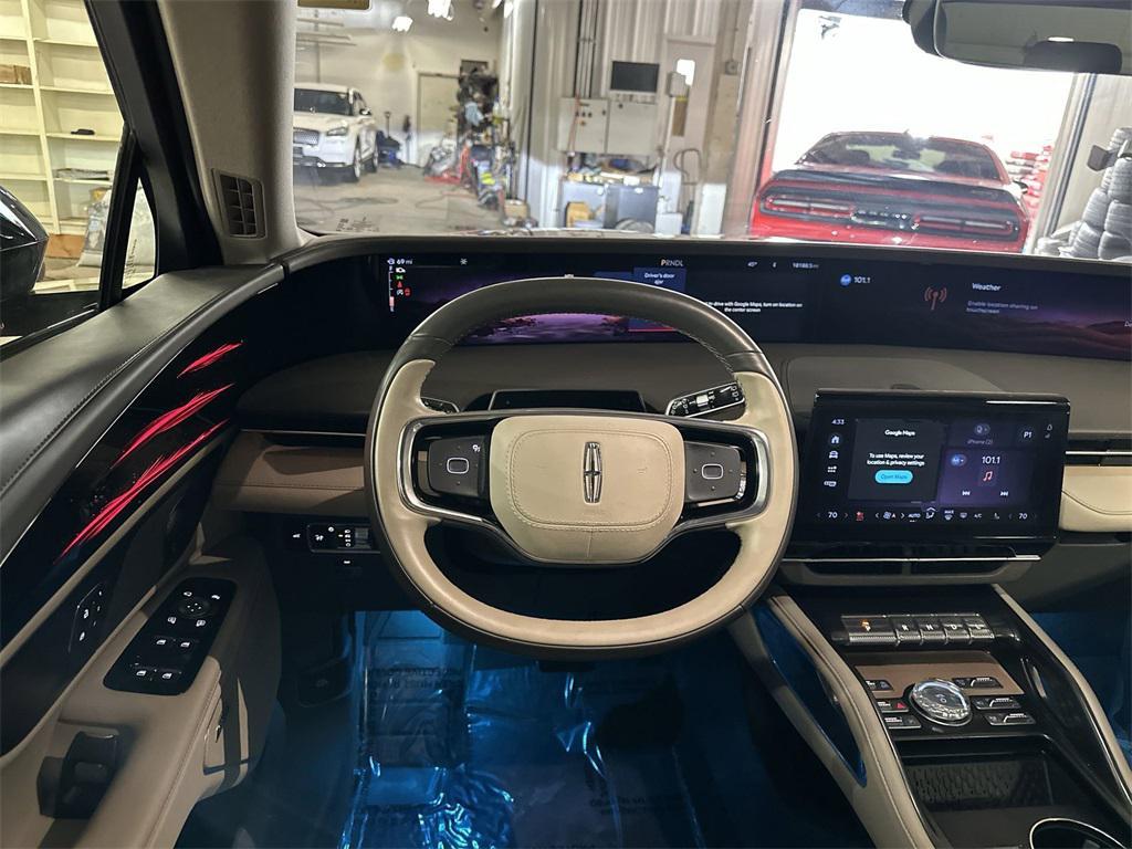 used 2024 Lincoln Nautilus car, priced at $46,905