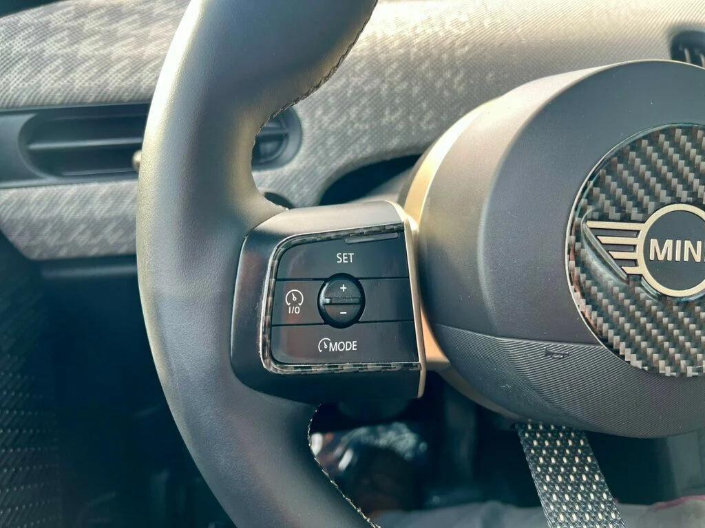 used 2025 MINI Hardtop car, priced at $30,980