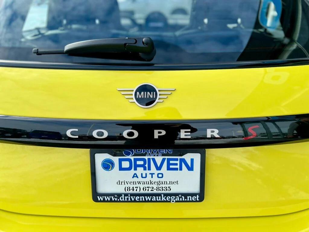 used 2025 MINI Hardtop car, priced at $30,980