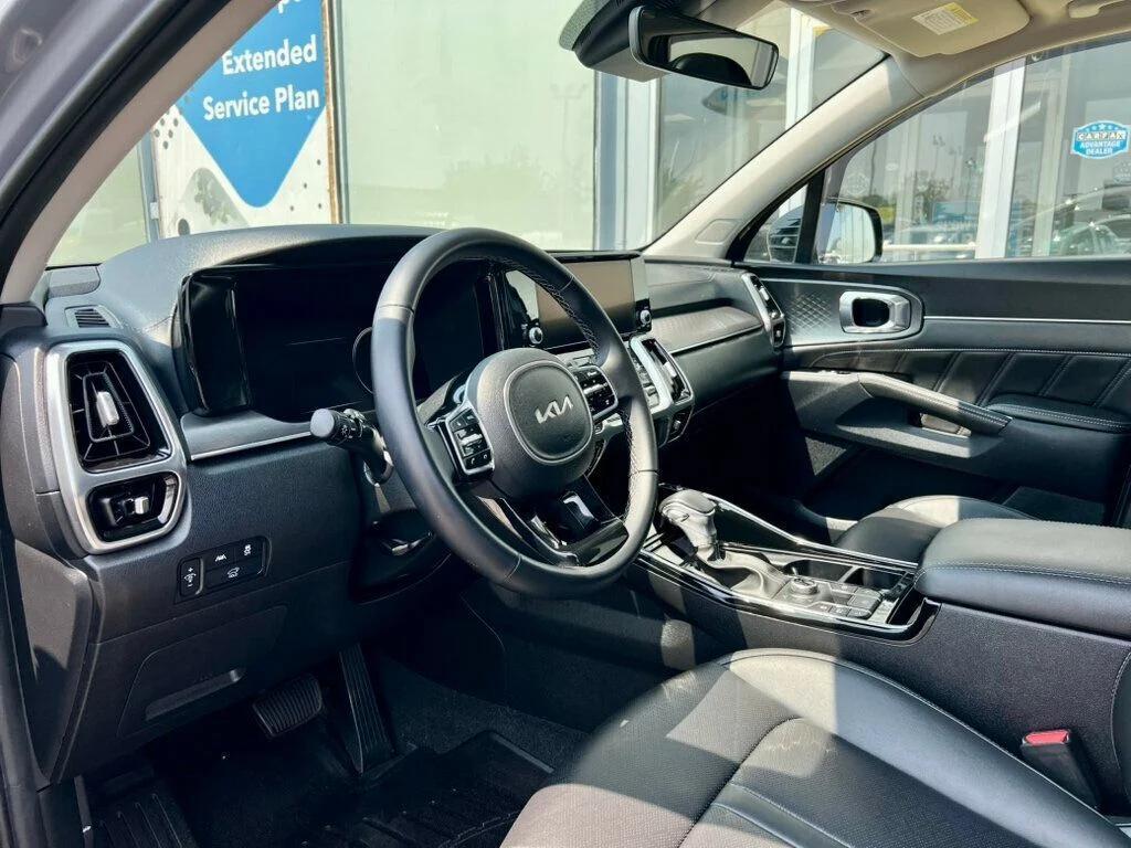 used 2023 Kia Sorento car, priced at $29,780