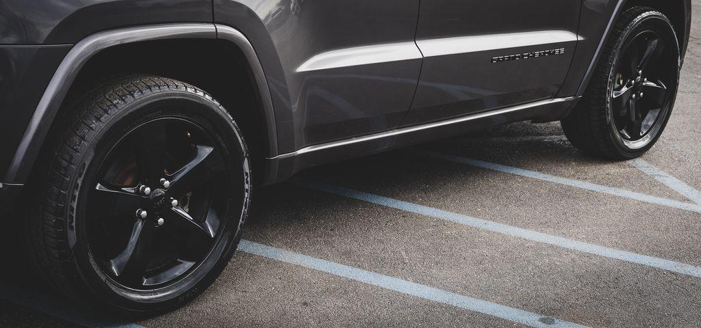 used 2015 Jeep Grand Cherokee car, priced at $15,000